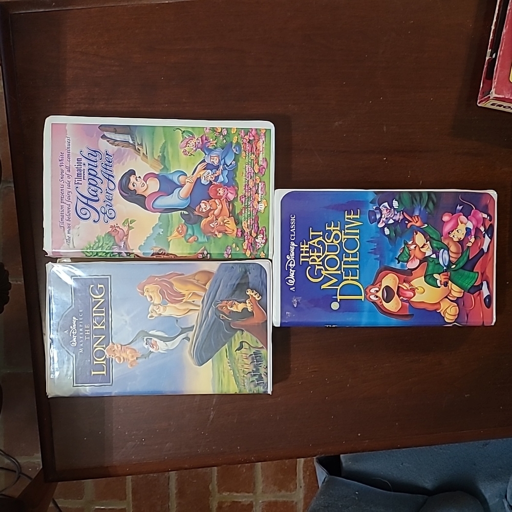 Disney bundle of Vhs movies